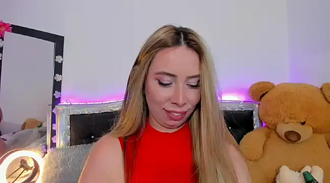 JanneKim online show from 01/31/25, 08:12