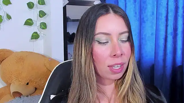 JanneKim online show from 12/03/25, 07:56