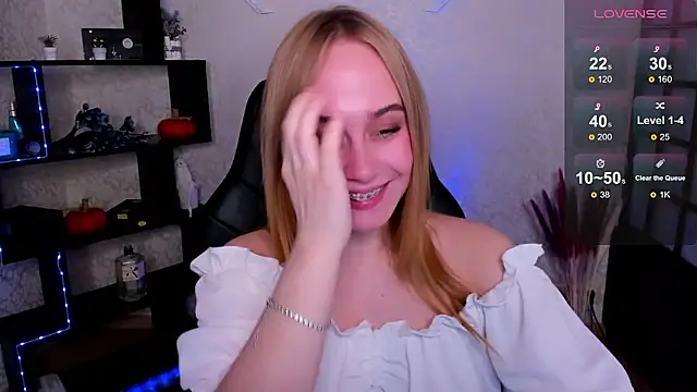 LianaBright online show from 12/04/24, 06:33