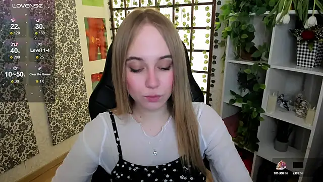 LianaBright online show from 03/10/25, 01:56