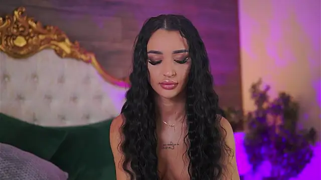 DeniseDevilles online show from 12/27/24, 12:23