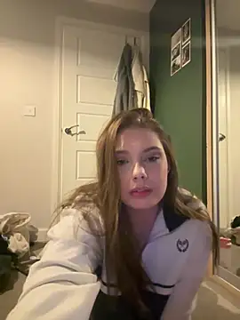 Snapshot of Krystal_Tx chatting on 01/20/25, 06:43 Krystal Tx online show from 01/20/25, 06:43