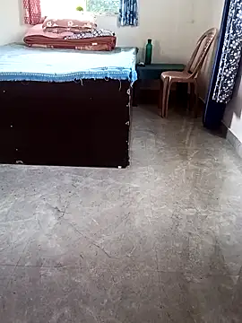 Snapshot of EeshaBhabi chatting on 11/25/25, 05:51 EeshaBhabi online show from 11/25/25, 05:51