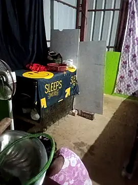 Snapshot of EeshaBhabi chatting on 11/26/25, 03:24 EeshaBhabi online show from 11/26/25, 03:24