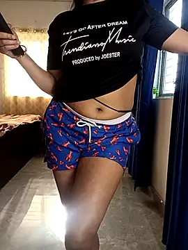 Snapshot of EeshaBhabi chatting on 02/21/26, 09:21 EeshaBhabi online show from 02/21/26, 09:21