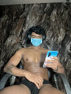 rony6663 online show from 04/14/26, 06:52
