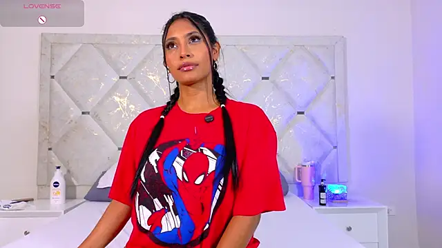 Anna risse online show from 11/01/25, 04:58