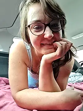 Snapshot of stunning_Rosi chatting on 12/16/24, 12:27 stunning Rosi online show from 12/16/24, 12:27