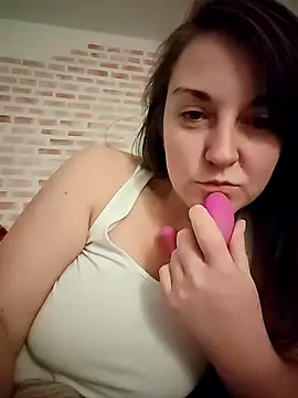 Snapshot of stunning_Rosi chatting on 12/18/24, 08:25 stunning Rosi online show from 12/18/24, 08:25