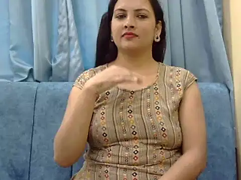 tripti2 online show from 03/09/25, 07:23