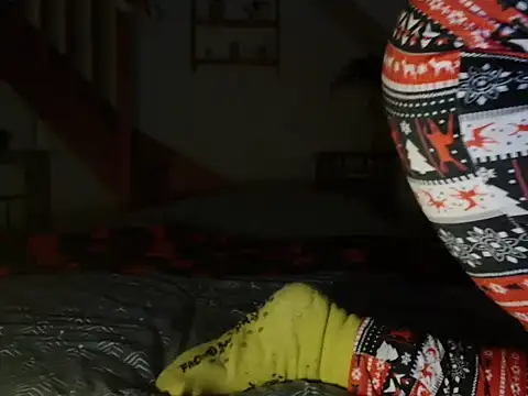 Lauzo21 online show from 12/19/25, 06:31