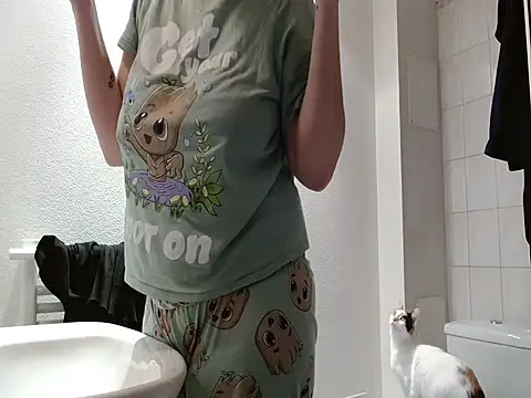 Lauzo21 online show from 04/16/26, 07:20