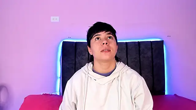 AbbySmiitth  online show from 02/07/25, 12:28