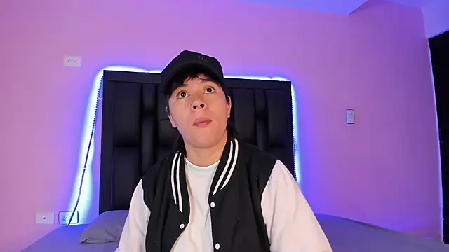 AbbySmiitth  online show from 02/20/25, 12:15