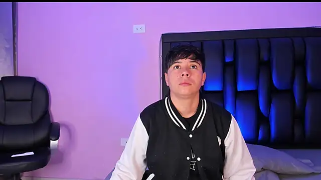 AbbySmiitth  online show from 03/01/25, 12:23