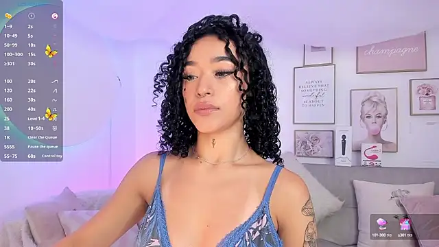 Snapshot of Crystal_Dluna chatting on 01/18/25, 12:26 Crystal Dluna online show from 01/18/25, 12:26