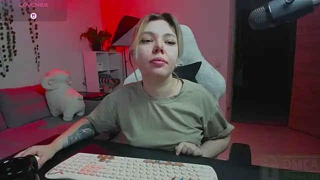 whoa-hoa-hoa-hoa-hoa online show from 02/09/26, 03:54