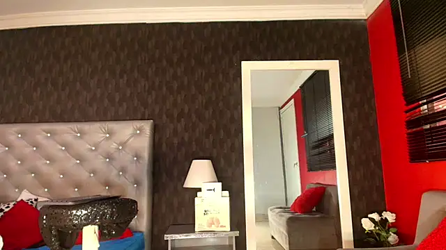 Snapshot of KENDER21_ chatting on 09/26/25, 08:46 KENDER21 online show from 09/26/25, 08:46