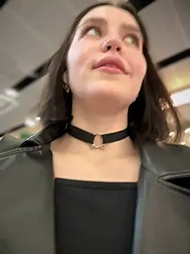 meow girl online show from 01/09/25, 10:09