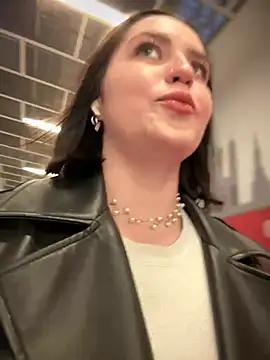 meow girl online show from 01/10/25, 10:06