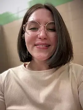 meow girl online show from 01/11/25, 01:11