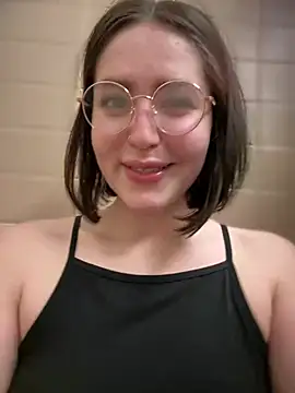 meow girl online show from 01/12/25, 11:17