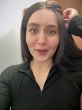 meow girl online show from 02/16/25, 10:54