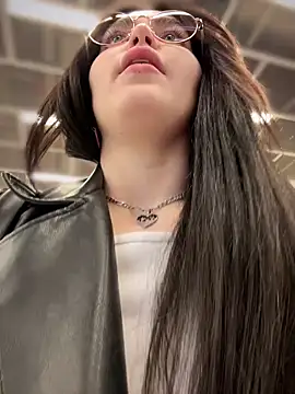 meow girl online show from 03/09/25, 05:06