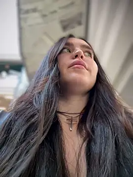 meow girl online show from 09/20/25, 11:00