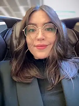 meow girl online show from 09/26/25, 10:08