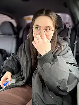 meow girl online show from 03/12/26, 02:12