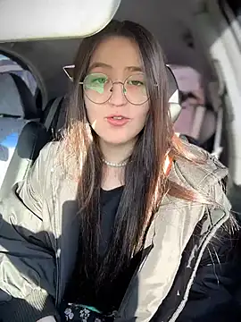 meow girl online show from 03/13/26, 10:33