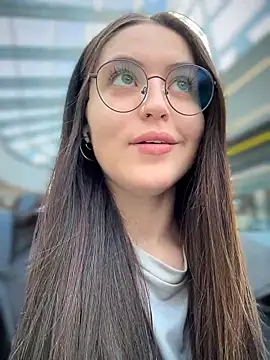 meow girl online show from 03/30/26, 09:54