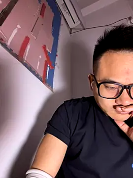 lixiaoshuai8 online show from 11/03/25, 08:37