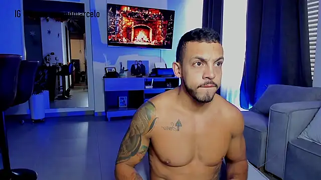 Maximo Marcelo online show from 12/31/24, 12:04