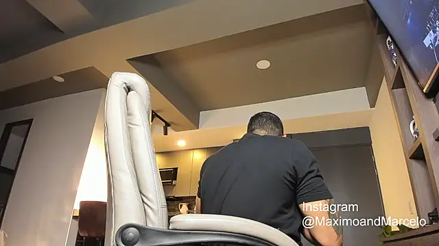 Maximo Marcelo online show from 09/24/25, 11:08