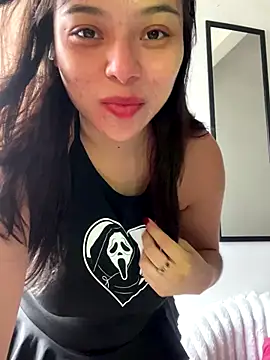 Snapshot of adry_moon666 chatting on 09/14/25, 06:18 adry moon666 online show from 09/14/25, 06:18