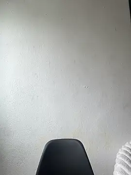 Snapshot of adry_moon666 chatting on 09/19/25, 05:46 adry moon666 online show from 09/19/25, 05:46