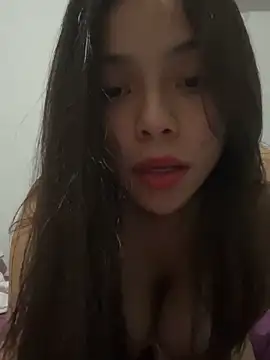 Snapshot of adry_moon666 chatting on 11/25/25, 12:10 adry moon666 online show from 11/25/25, 12:10