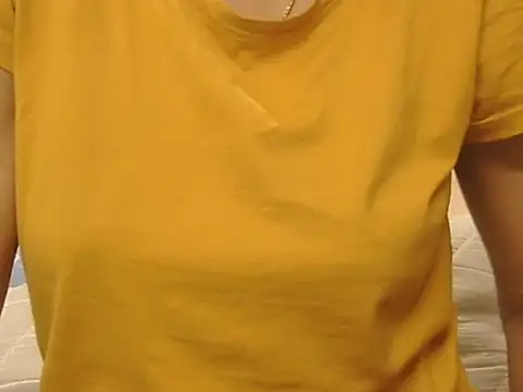 Snapshot of _FluffyHxney_ chatting on 11/19/25, 02:50 FluffyHxney online show from 11/19/25, 02:50