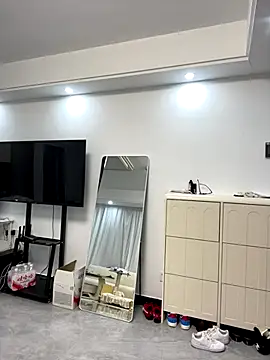 xyebobs online show from 09/09/25, 01:54