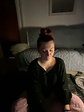 Snapshot of Stoner_BarbieXX chatting on 01/15/25, 11:08 Stoner BarbieXX online show from 01/15/25, 11:08