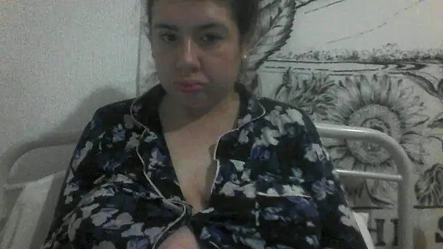 CamilaCherryX online show from 10/12/25, 06:51