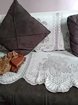 milf-kaira online show from 12/13/24, 09:13