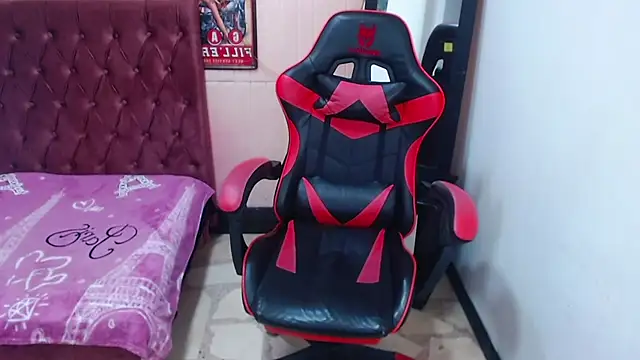 zoe connor19 online show from 02/23/25, 03:24