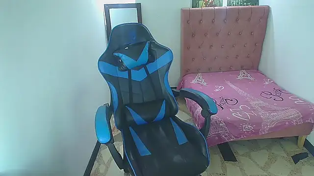 zoe connor19 online show from 03/21/25, 02:39