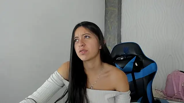 zoe connor19 online show from 09/23/25, 08:34