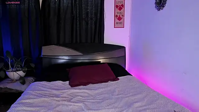 anhiahoney02 online show from 05/14/26, 10:05