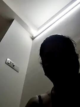 Tamilrojanew online show from 05/21/26, 07:54