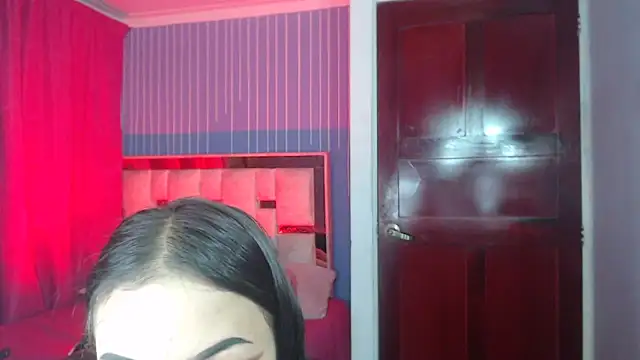 Snapshot of Little_aphrodite chatting on 02/19/25, 12:25 Little aphrodite online show from 02/19/25, 12:25